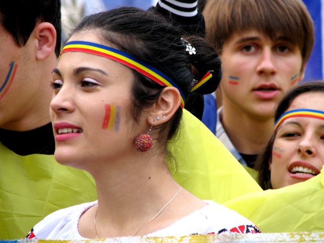 289064-bentita-tricolor