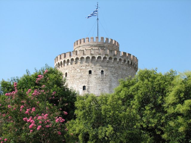 Salonic 1 092