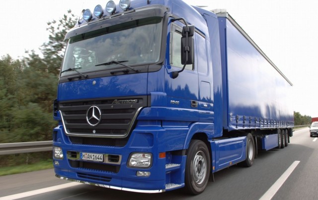 Tir-Mercedes