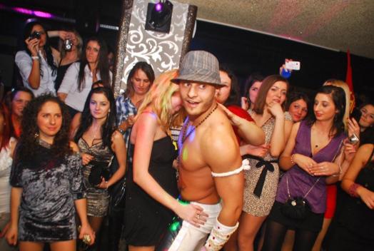 stripteasemasculin