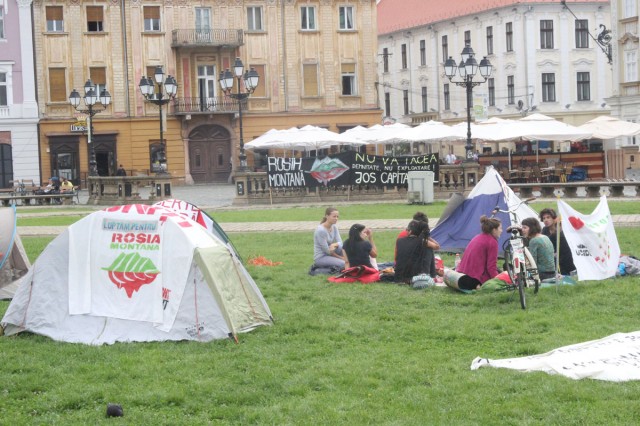 protest rosia montana piata unirii 1