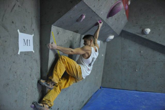 bouldering