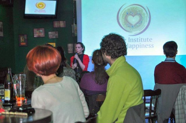 initiativa pentru fericire facebook
