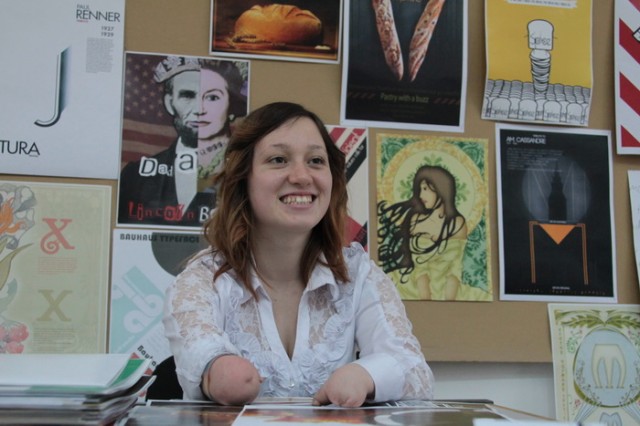 studenta fara maini (1)