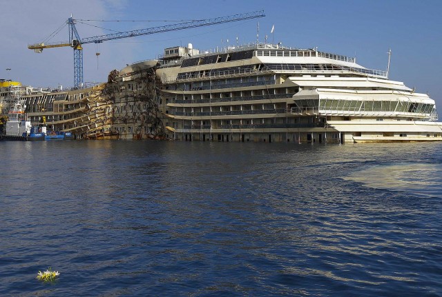 costa concordia businessinsider_com