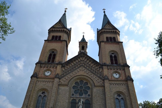 biserica millenium piata romanilor (3)