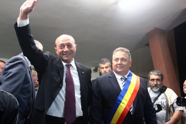 basescu vizita sannicolaul mare 2