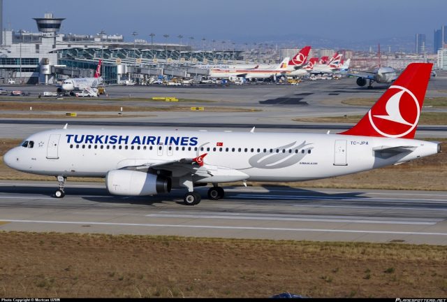 Turkish-Airlines-Planespotters