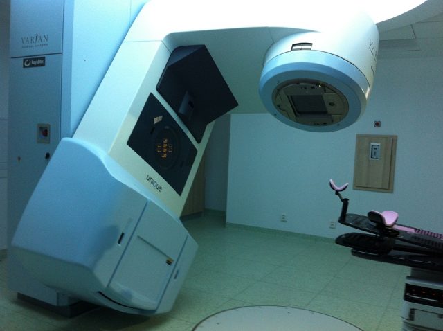 aparat de radioterapie