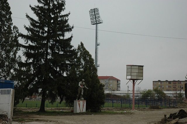 stadion-lucrari