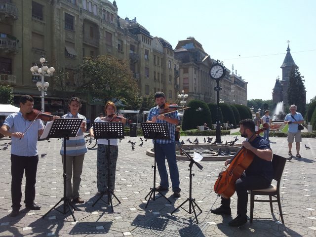 concert piata victoriei