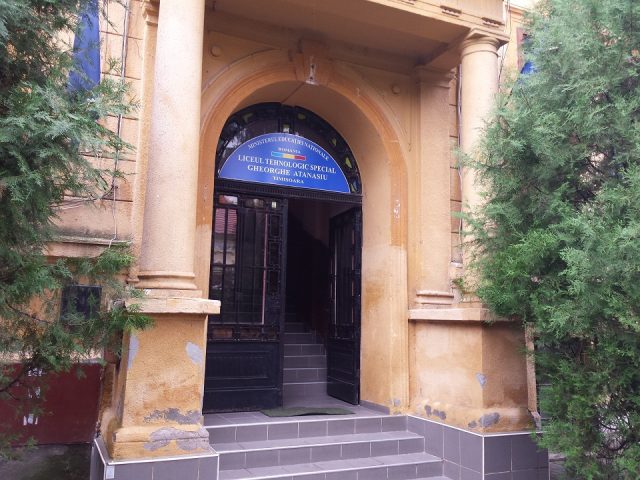 scoala gheorghe atanasiu