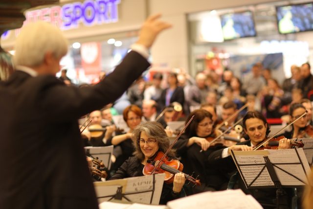 concert într-un loc inedit filarmonica