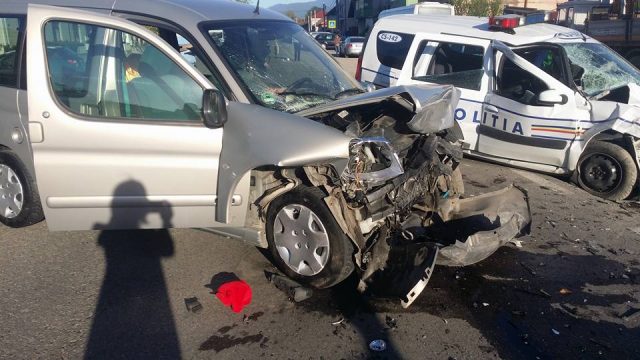 accident masina politie otelu rosu (3)