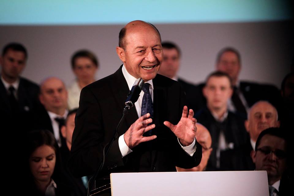 Traian Băsescu (1)