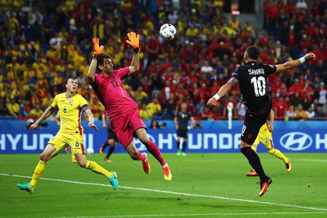 Tătărușanu, din nou depășit de o minge aeriană. Foto: UEFA EURO / Facebook