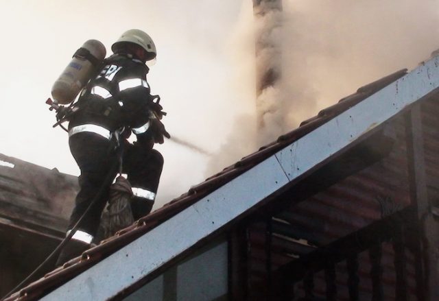 incendiu-casa-parohiala-chet-biserica-reformata
