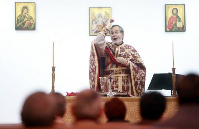 slujba pentru surdo-muti