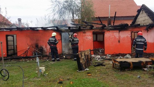 incendiu-sanmihaiu-roman-1