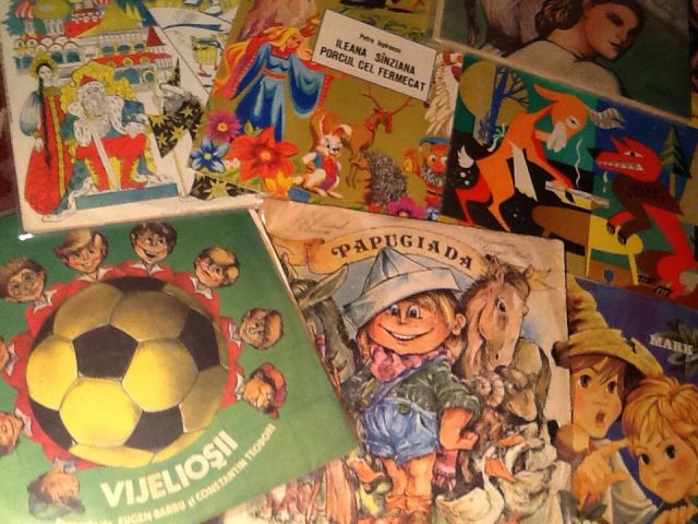 Expoziţia cu poveşti pe viniluri va putea fi vizitată timp de două săptămâni, la Timişoara