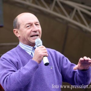traian basescu mov