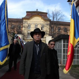 tigani innmormantare13_resize