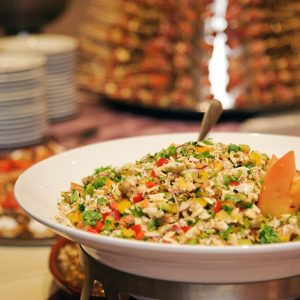 Fata Care Gateste Cu Flori_Romana Rista_Seara de Bucate_foto Luminita Popescu (5)