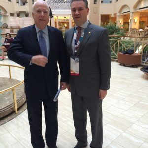 mccain si ben oni ardelean