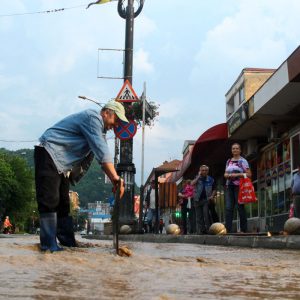 inundatii resita 12