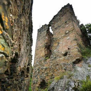 Castelul-din-Carpati-sau-Cetatea-Colt_22-800×533