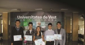 elevi universitatea de vest