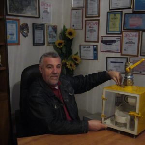 remi radulescu dispozitiv mecanic