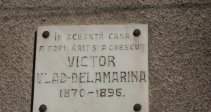 placa memoriala lugoj victor vlad delamarina