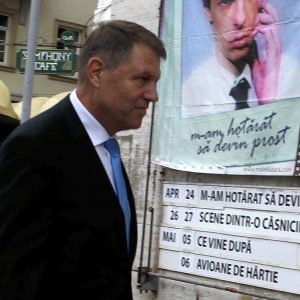 klaus iohannis m-am hotarat sa devin prost (1) codruta oprean