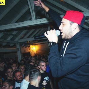 parazitii no name (3)