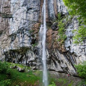 cascada vanturatoarea