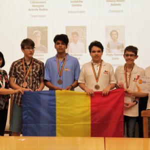 37021293_1732071390211781_7431683453885612032_n