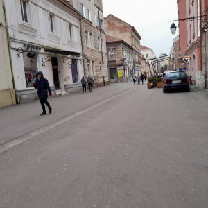 oameni strada timisoara zona pietonala centru (6)