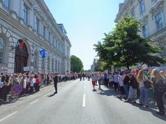 Proteste ale profesorilor în mai multe orașe din vestul țării (foto)