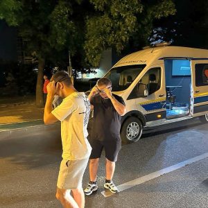 razie politia rutiera (2) ochelari care simuleaza consumul de alcool si droguri