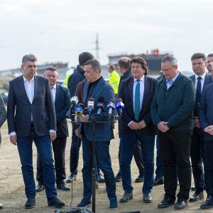 simonis ciolacu grindeanu robu ciuca