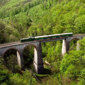 9. calea ferată Baziaș-Anina