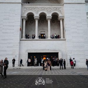 1. clădirea operei