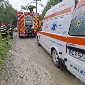 accident masina in rau (4)