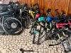 Zeci de biciclete și o trotinetă electrică fără acte de proveniență, găsite într-un TIR la frontiera de vest