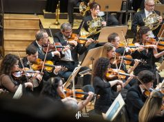 Dualitate muzicală la Timișoara: Brahms cu două piane și concertul „Spring in Autumn”, la Filarmonica Banatul