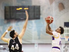 Baschetbaliștii de la SCM Politehnica Timișoara au învins Vâlcea după o repriză de prelungiri