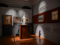 Cadou de Mărțișor și 8 Martie: Tururi ghidate gratuite pentru femei în expoziția „Fragilitatea Eternului” de la Muzeul de Artă Timișoara