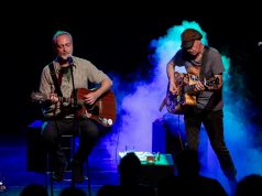 Seară cu arome de Paul McCartney și John Lennon: Oigăn și Vlase au cântat piese The Beatles la Timișoara (video)