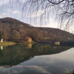 3. Lacul Mare